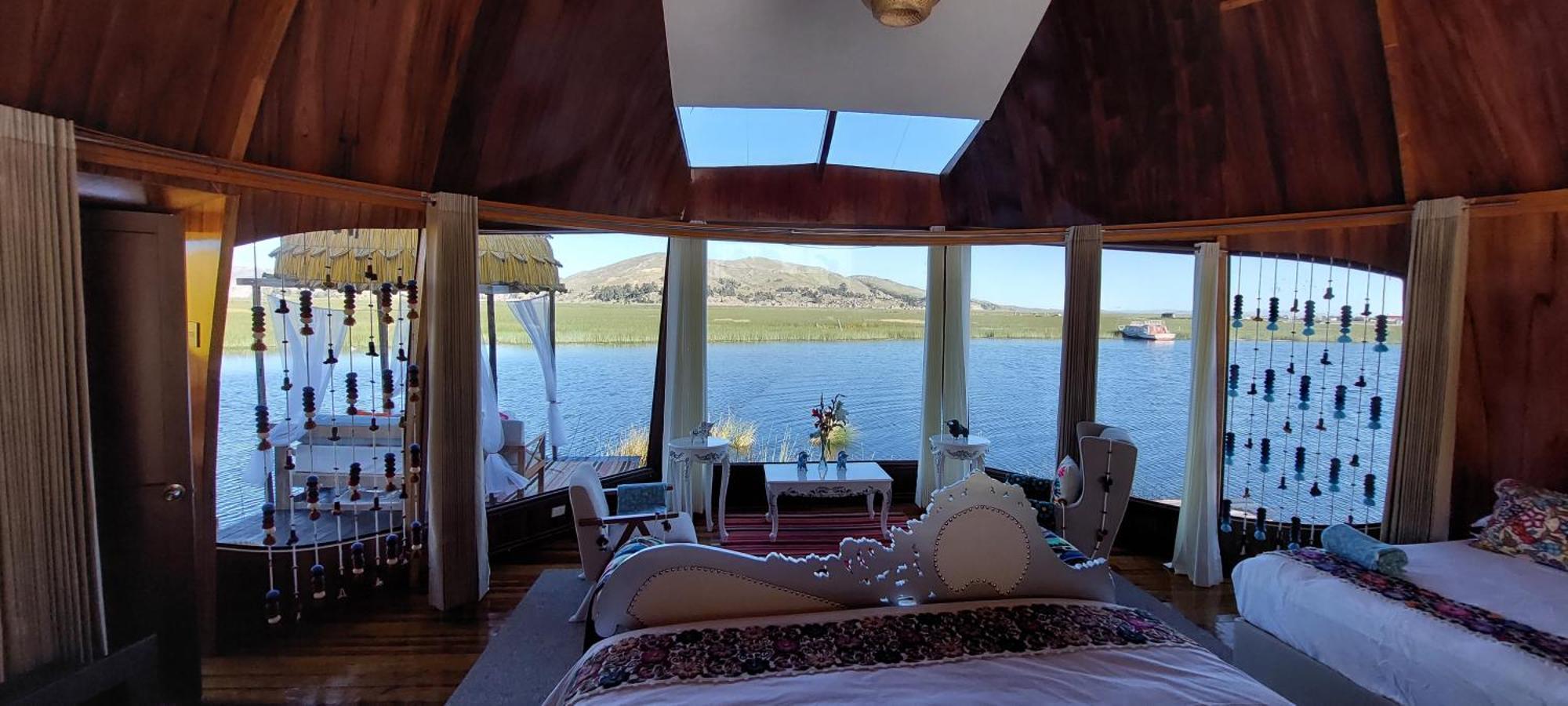 Uros Lodge Peru Puno Exterior photo